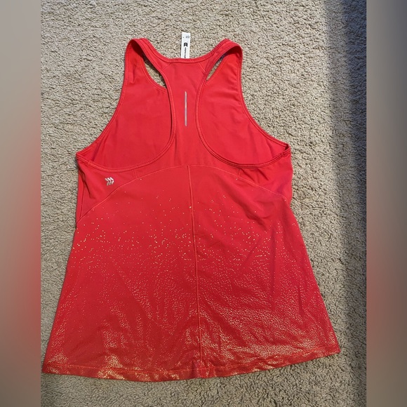 All in Motion gym tank 🔥3/$30 - Picture 2 of 3